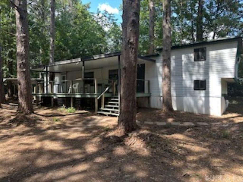 4 LOBLOLLY Circle, Greers Ferry, AR 72067