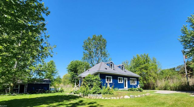 5045 Parker Road, Fort Gratiot Twp, MI 48059