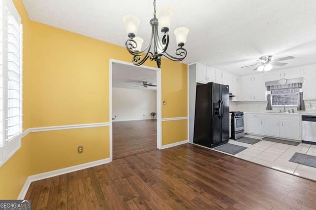 2056 Merle Drive SE, Conyers, GA 30013