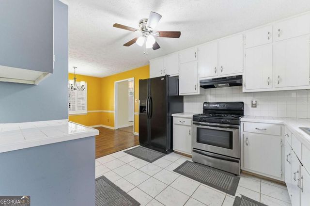 2056 Merle Drive SE, Conyers, GA 30013