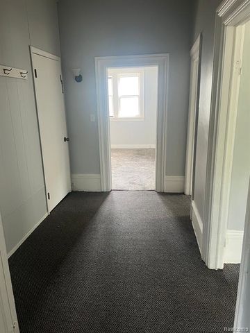 302 N Farragut Street, Bay City, MI 48708