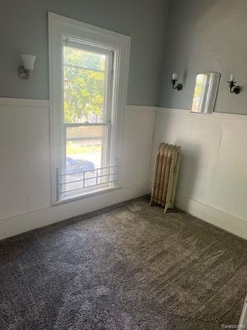 302 N Farragut Street, Bay City, MI 48708