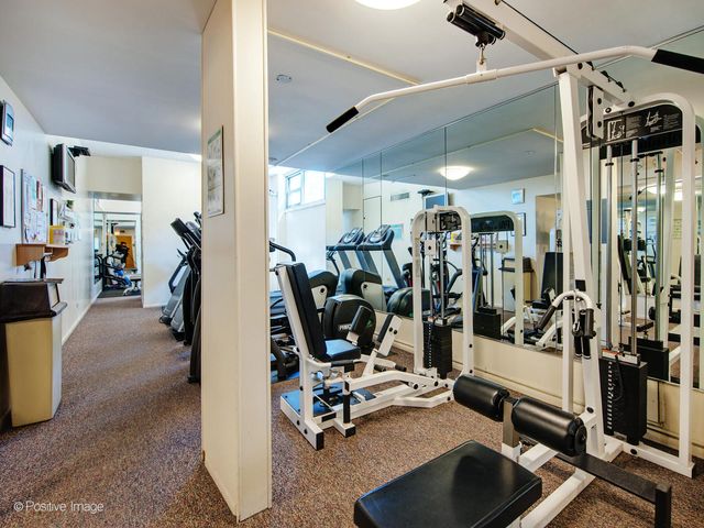 1550 N Lake Shore Drive 12A, Chicago, IL 60610