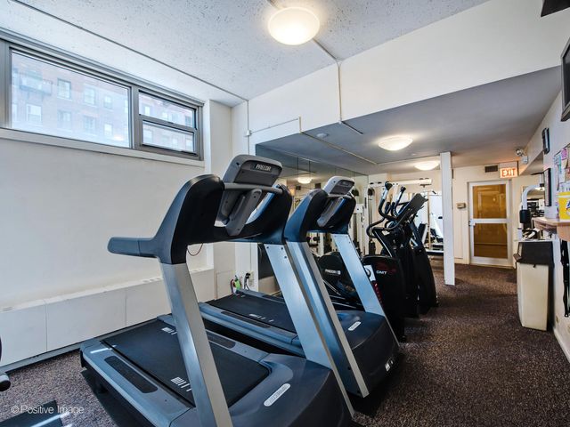 1550 N Lake Shore Drive 12A, Chicago, IL 60610