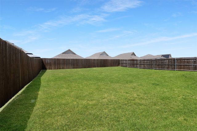 5222 Fallenstone Way, Princeton, TX 75407