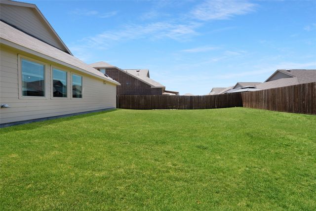 5222 Fallenstone Way, Princeton, TX 75407