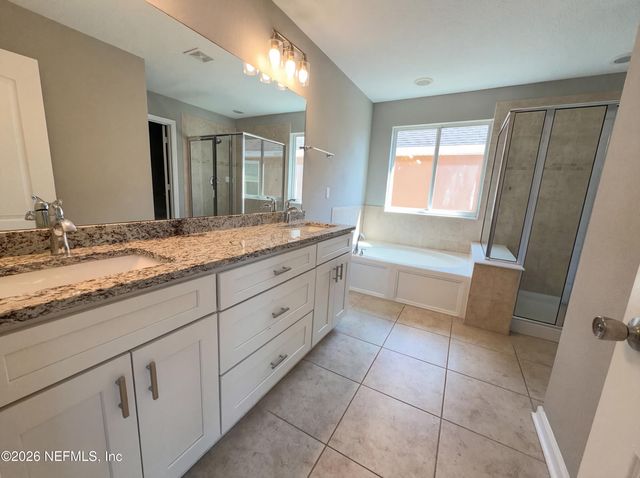 875 QUIET STONE Lane, Orange Park, FL 32065