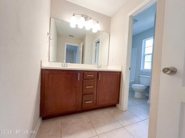 875 QUIET STONE Lane, Orange Park, FL 32065