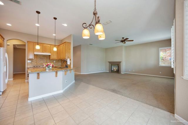 2263 Petruchio Way, Roseville, CA 95661