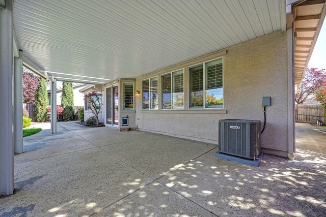 2263 Petruchio Way, Roseville, CA 95661