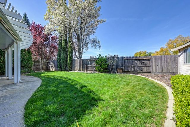 2263 Petruchio Way, Roseville, CA 95661