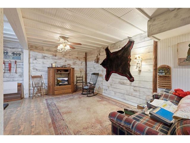 530 Round Lake Court, Osceola, WI 54020
