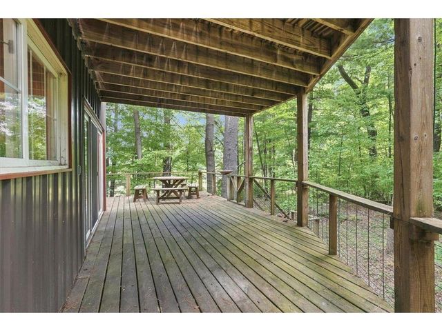 530 Round Lake Court, Osceola, WI 54020
