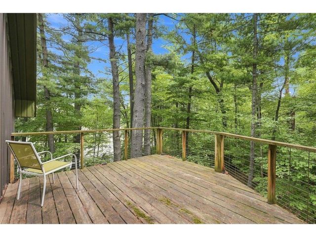 530 Round Lake Court, Osceola, WI 54020