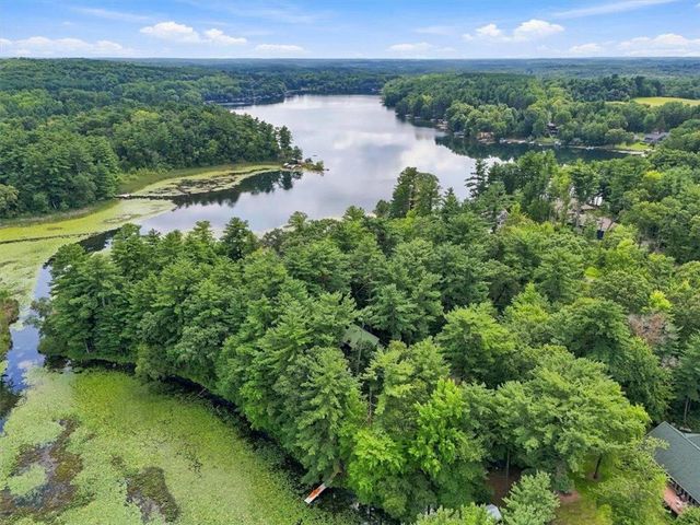 530 Round Lake Court, Osceola, WI 54020