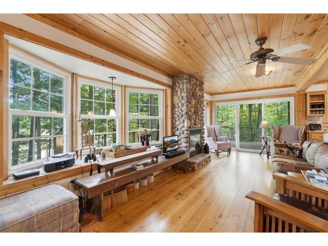 530 Round Lake Court, Osceola, WI 54020