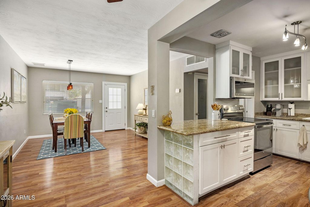 4434 E GLENROSA Avenue, Phoenix, AZ 85018 — photo 3