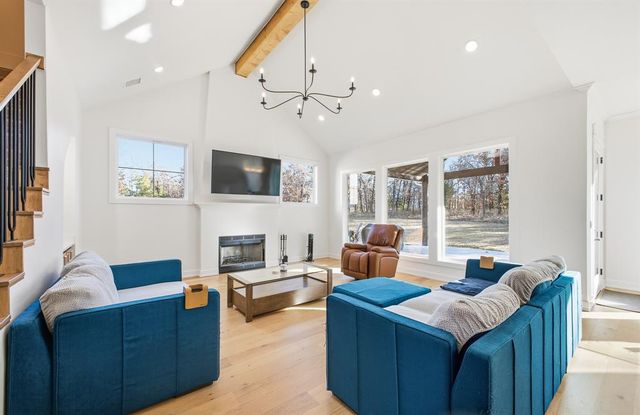 8241 Red Feather, Arcadia, OK 73007