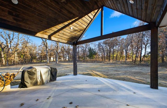 8241 Red Feather, Arcadia, OK 73007