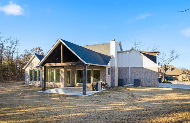 8241 Red Feather, Arcadia, OK 73007