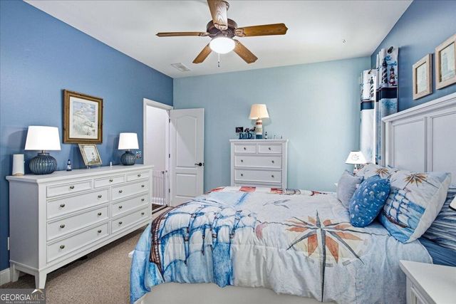 70 Costleys Bridge Drive, Oxford, GA 30054