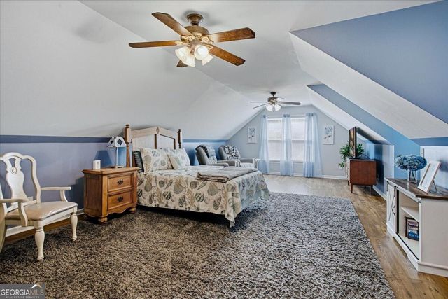70 Costleys Bridge Drive, Oxford, GA 30054