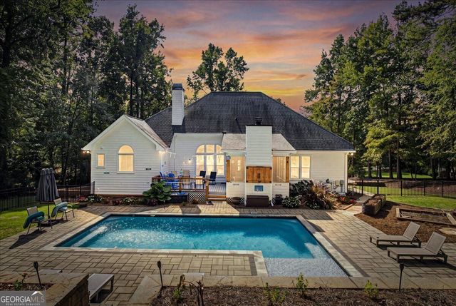 70 Costleys Bridge Drive, Oxford, GA 30054