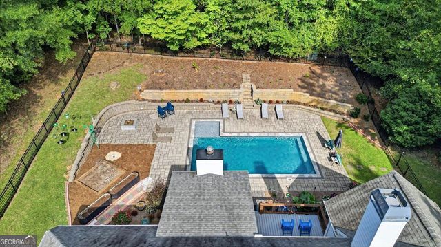 70 Costleys Bridge Drive, Oxford, GA 30054