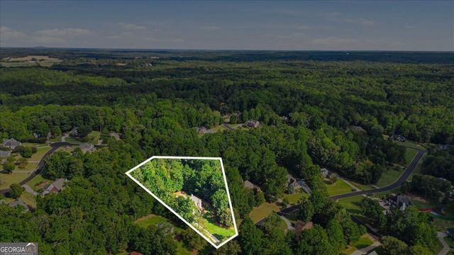 70 Costleys Bridge Drive, Oxford, GA 30054