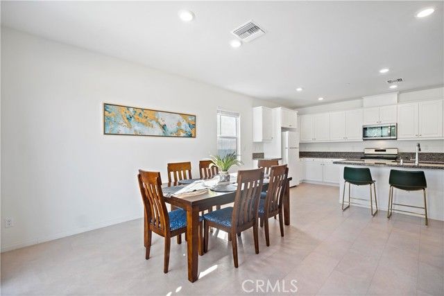 8044 Country Mile Lane, Riverside, CA 92507