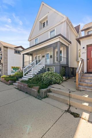 2415 S Kinnickinnic AVENUE, Milwaukee, WI 53207