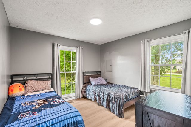 605 N Russell St, Portland, TN 37148
