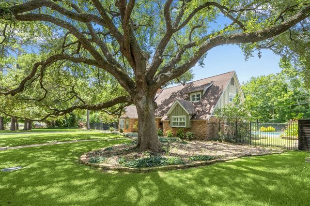 2338 Carleen Road, Houston, TX 77018