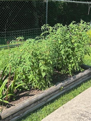 2338 Carleen Road, Houston, TX 77018