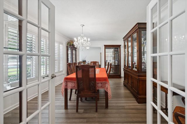 2338 Carleen Road, Houston, TX 77018