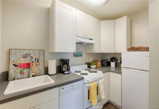 2901 Ocean Drive, Manhattan Beach, CA 90266