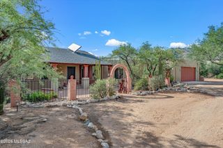4425 N Soldier Trail, Tucson, AZ 85749