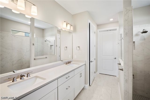 12537 Aqua Reserve CT, Fort Myers, FL 33913