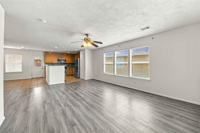 16011 Arapaho Bend Lane, Cypress, TX 77429