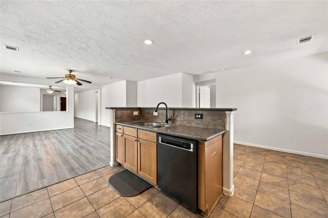 16011 Arapaho Bend Lane, Cypress, TX 77429