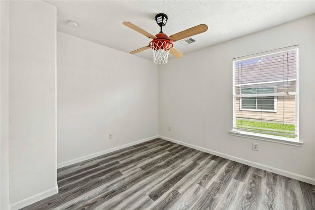 16011 Arapaho Bend Lane, Cypress, TX 77429