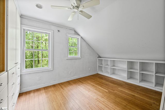 121 Lisa Circle, Marietta, SC 29611