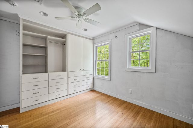 121 Lisa Circle, Marietta, SC 29611