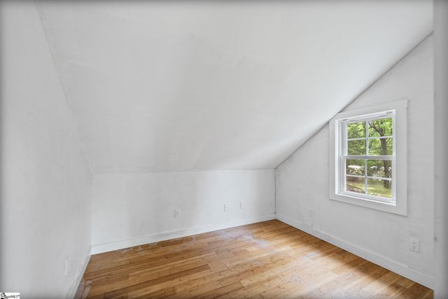 121 Lisa Circle, Marietta, SC 29611