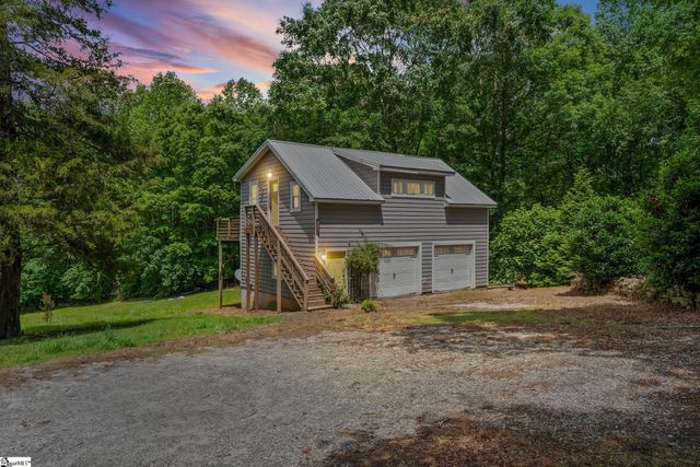 121 Lisa Circle, Marietta, SC 29611