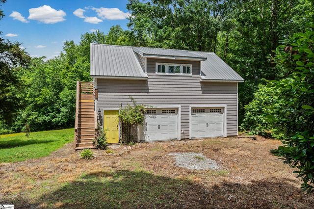 121 Lisa Circle, Marietta, SC 29611