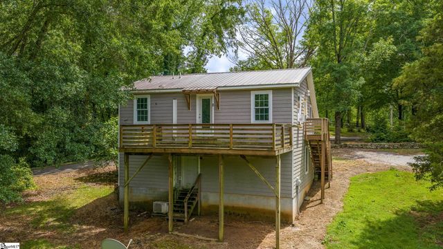 121 Lisa Circle, Marietta, SC 29611