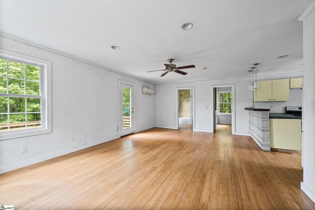 121 Lisa Circle, Marietta, SC 29611