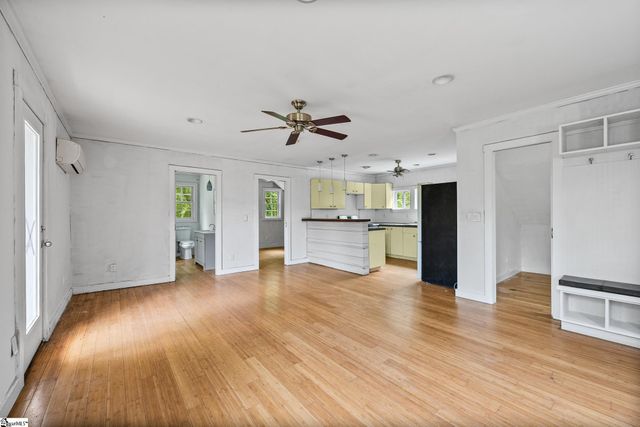 121 Lisa Circle, Marietta, SC 29611