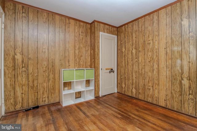 1962 SEARLES RD, Dundalk, MD 21222